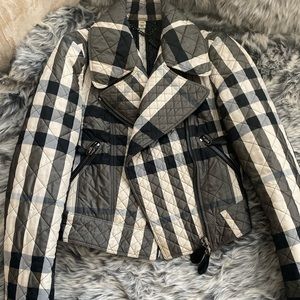 Burberry fitted jacket